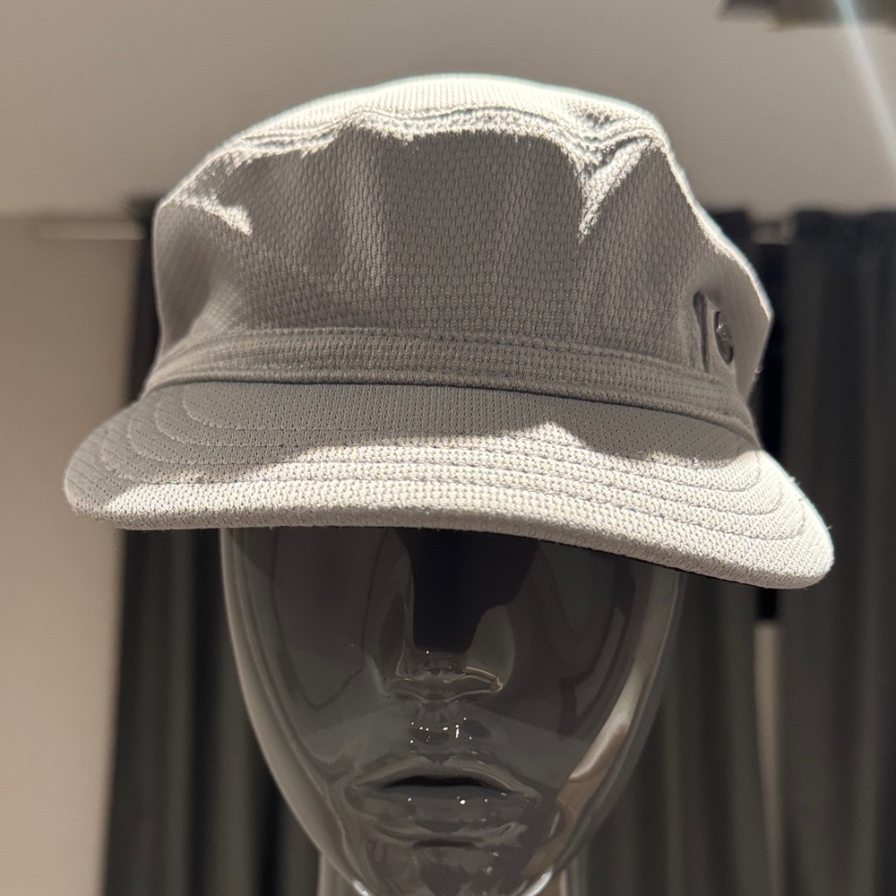 Adidas Women's Gray Textured Hat